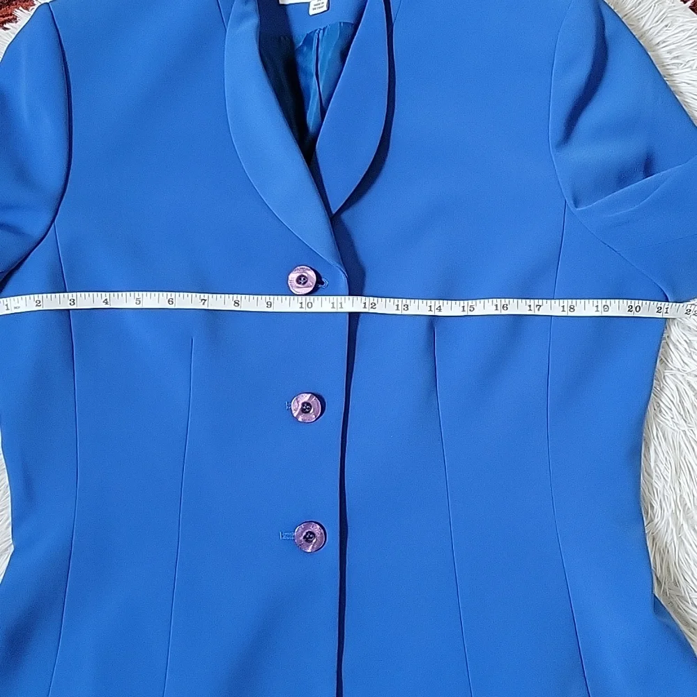 π Dark Blue Blazer π - Picture 8 of 12